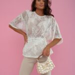 Koronkowa bluzka TIFFANY o fasonie oversize ecru PRODUKT POLSKI PREMIUM