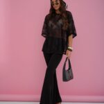 Koronkowa bluzka TIFFANY o fasonie oversize czarna PRODUKT POLSKI PREMIUM