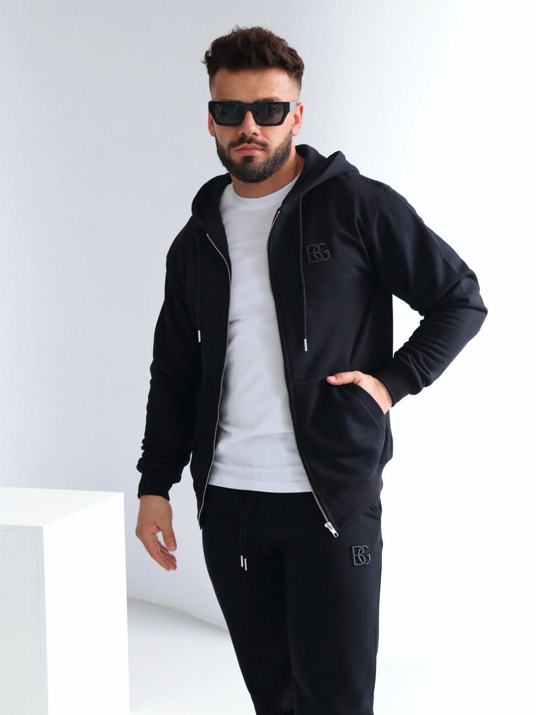 11111111111111 BLUZA MĘSKA BG ZIPPY NA ZAMEK CZARNA PRODUKT POLSKI PREMIUM - obrazek 1