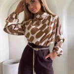 ELEGANCKA BLUZKA LIVIA BEŻOWY PRINT PRODUKT POLSKI PREMIUM