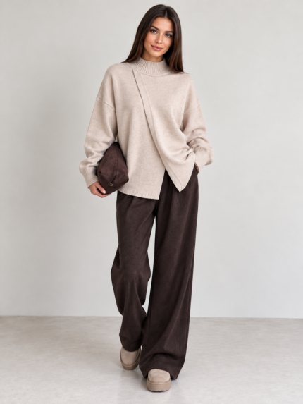 SWETER DAMSKI HARMONY Z OZDOBNYM ZAKŁADANYM PRZODEM  BEŻ