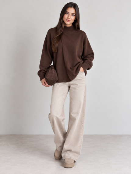 SWETER DAMSKI HARMONY Z OZDOBNYM ZAKŁADANYM PRZODEM CZEKOLADOWY
